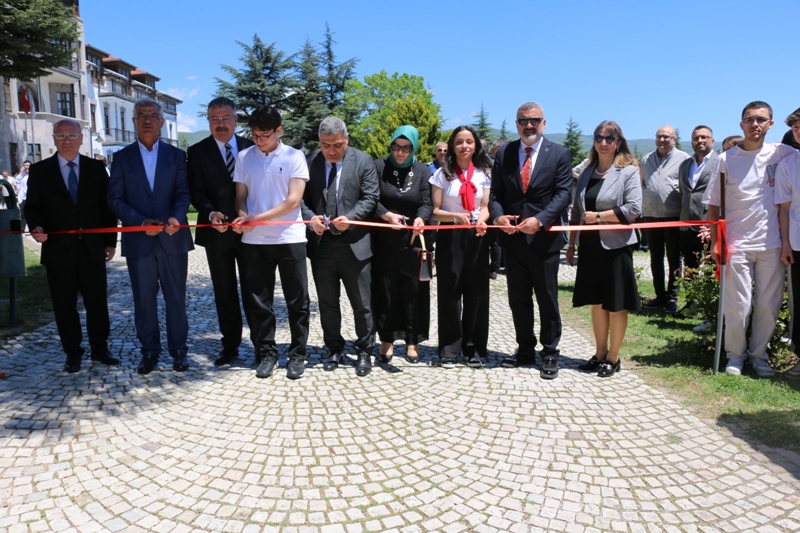 FEN LİSESİ TÜBİTAK 4006 BİLİM FUARI AÇILIŞI GERÇEKLEŞTİRİLDİ